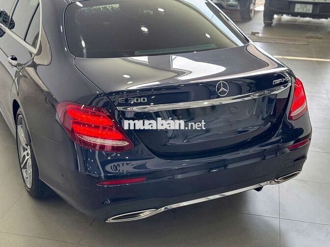 Mercedes-Benz E300 AMG 2018 siêu lướt 36.000km