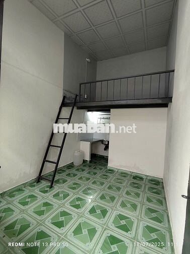 Phòng Mới Xây Cách Phạm Văn Đồng 2 phút Chợ Việt Lập