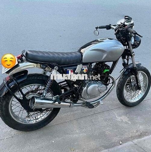 Xe máy GN125 màu Bạc