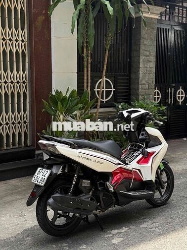 Air Blade nguyên zin chính chủ.trả góp.trao đổi x