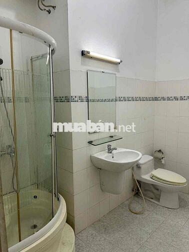cho thuê nhà MT đường số 9 chợ tân mỹ