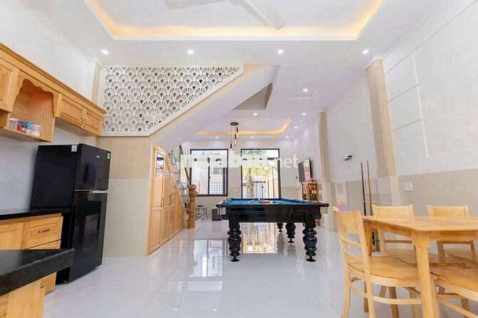 Cho thuê nhà mặt tiền có hồ bơi khu á châu Vũng Tàu 4pn 23tr