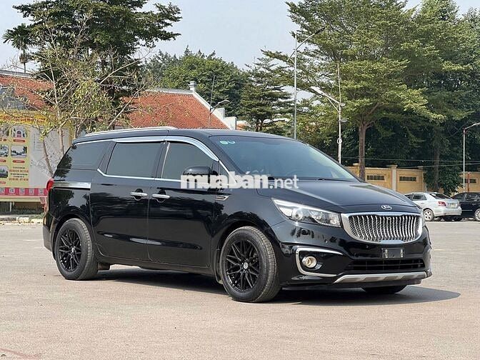 Kia Sedona 2018 Dầu - 140000 km