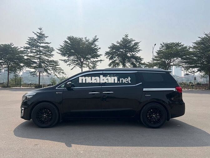 Kia Sedona 2018 Dầu - 140000 km