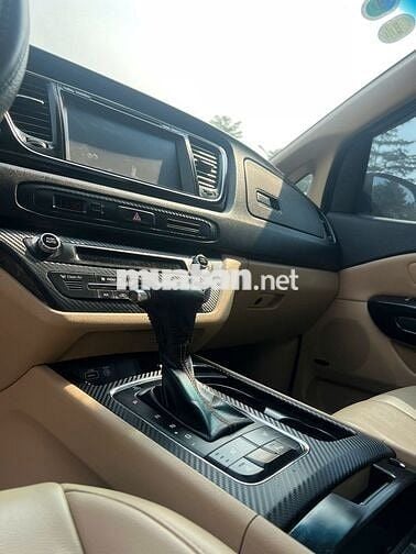 Kia Sedona 2018 Dầu - 140000 km