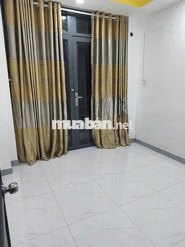 Cho thuê nhà nguyên căn 3 phòng ngủ hẻm 95 Lê Văn Lương 