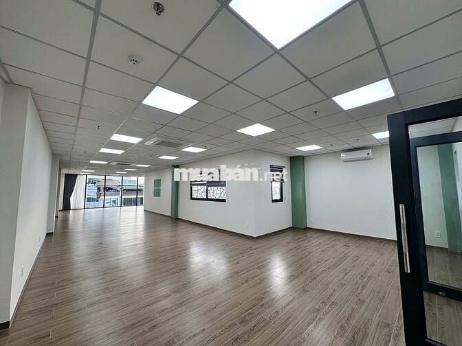 SIÊU PHẨM TÒA NHÀ VĂN PHÒNG – MẶT TIỀN UNG VĂN KHIÊM, BÌNH THẠNH