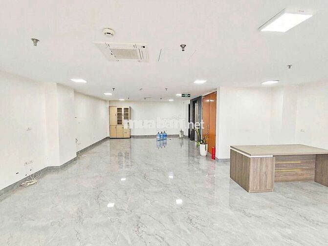 CHO THUÊ Văn phòng 70m² - 10tr, mặt tiền 7m Tại Yên Xá