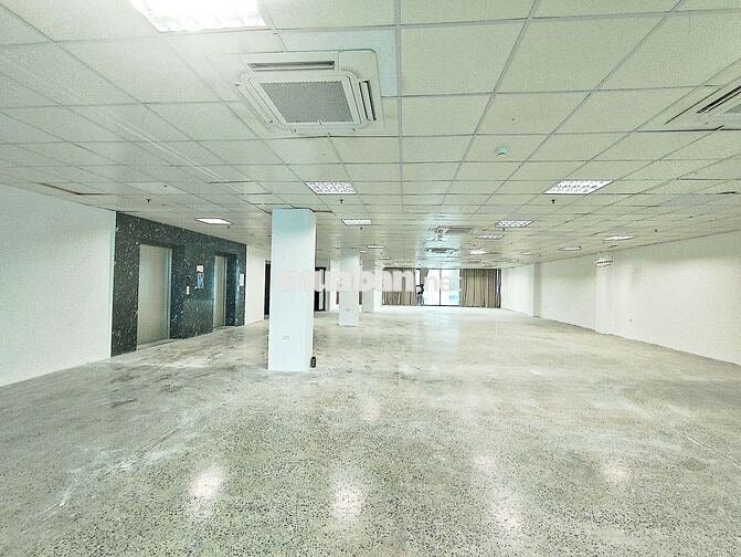 CHO THUÊ Văn Phòng 260m² - 27tr mặt tiền 12mtại Yên Xá