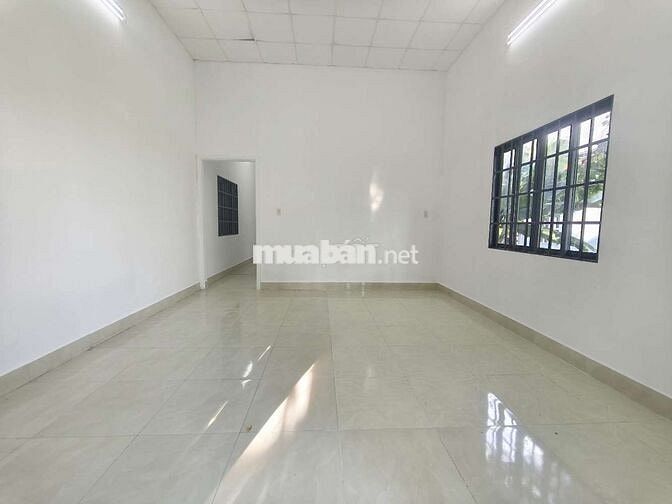 Cho thuê nhà mới nguyên căn, mặt tiền đường Trần Văn Chẩm, Củ chi