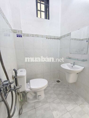 Cho thuê nhà mới nguyên căn, mặt tiền đường Trần Văn Chẩm, Củ chi
