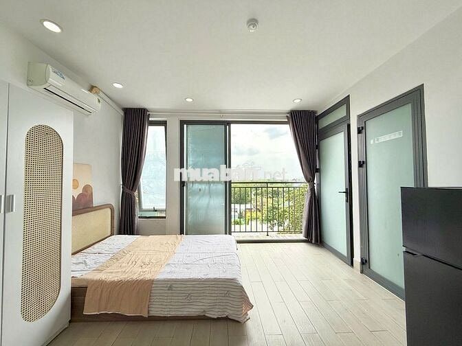 1PN BAN CÔNG TÁCH BẾP NGAY ĐẠI HỌC VĂN LANG CS3, IUH, EMART PV TRỊ GV