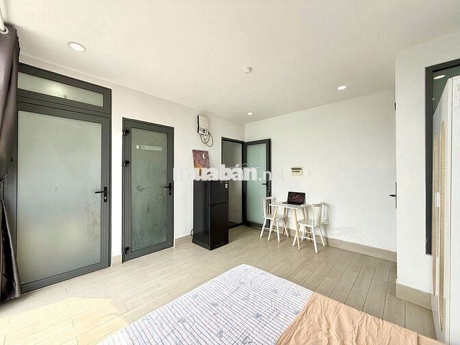 1PN BAN CÔNG TÁCH BẾP NGAY ĐẠI HỌC VĂN LANG CS3, IUH, EMART PV TRỊ GV