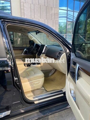Toyota Land Cruiser 2017 Đen 135.640 km
