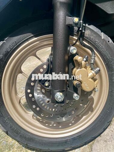 Honda Lead 2025 Xanh Đen 7000 km Bstp 9chủ New 99%