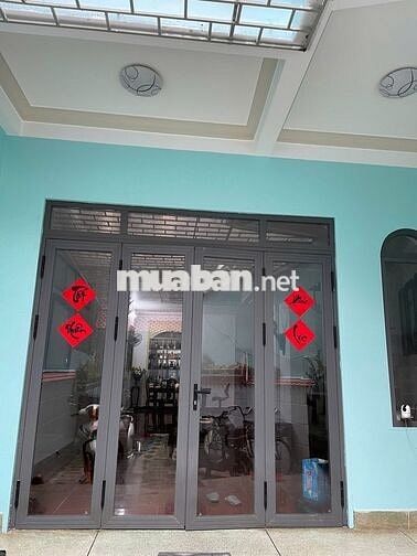 MẶT BẰNG RỘNG RÃI - NGAY SÂN BAY, HẺM Ô TÔ TẢI, CÓ SÂN ĐỂ XE, MÁY LẠNH