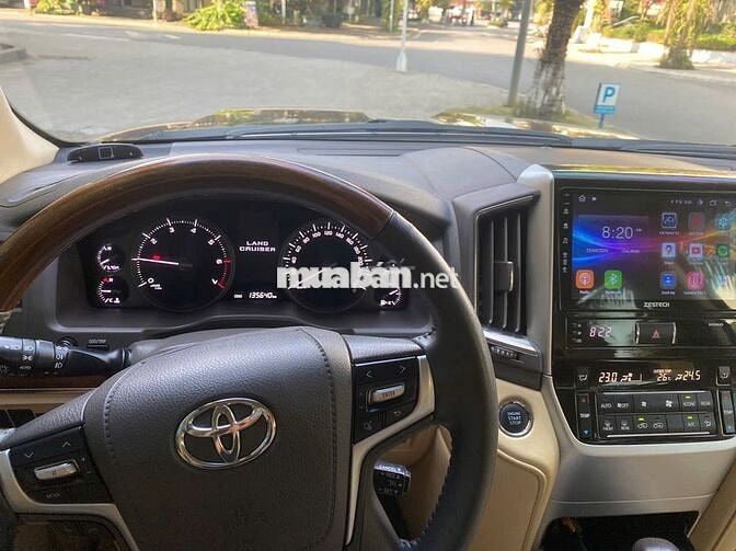 Toyota Land Cruiser 2017 Đen 135.640 km