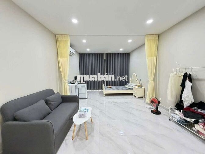 cho thuê nhà mới xây 100% hxh Phạm Văn Hai, p5. 
