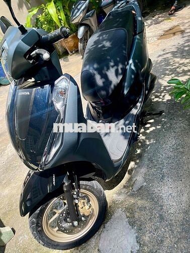 Honda Lead 2025 Xanh Đen 7000 km Bstp 9chủ New 99%