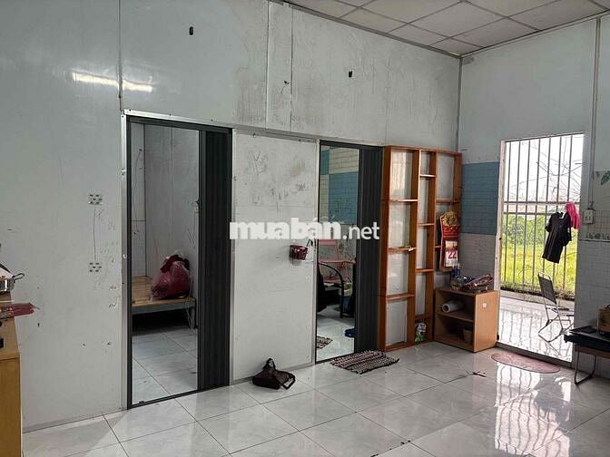 cho thuê xưởng 13x27 cao ráo điện 3p TI