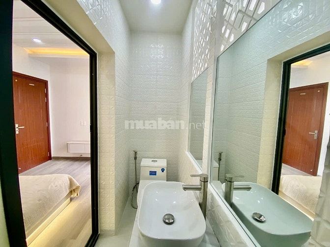 Bán nhà mặt tiền hẻm 994 Huỳnh Tấn Phát Quận 7