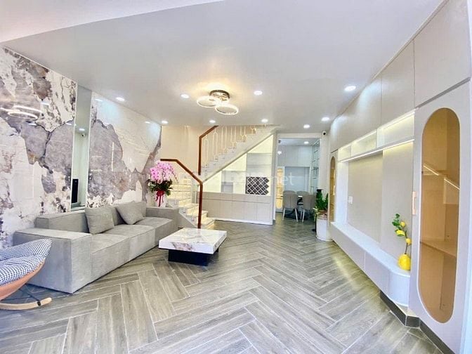 Bán nhà mặt tiền hẻm 994 Huỳnh Tấn Phát Quận 7