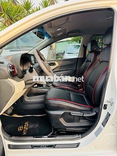 Hyundai Grand i10 Trắng 5 chỗ