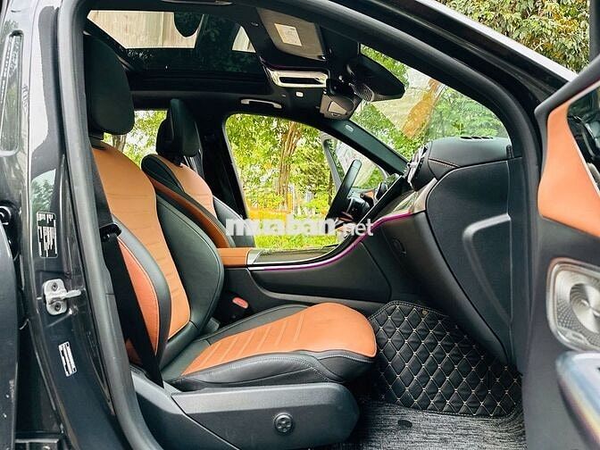 Mercedes GLC 300 4Matic 2025 9100 km