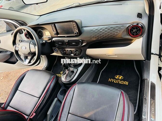 Hyundai Grand i10 Trắng 5 chỗ