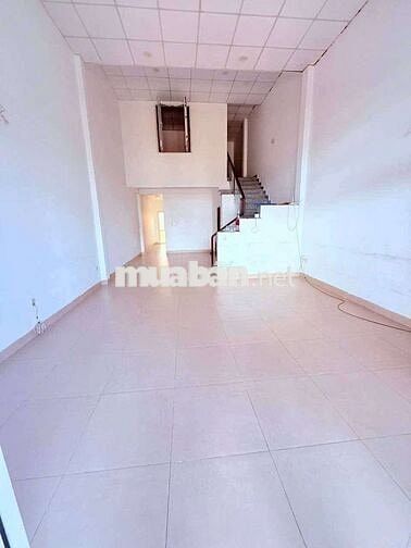 CHO THUÊ NHÀ MT 2TẦNG, 5X28M SÁT ĐƯỜNG LINH ĐÔNG. OTO NGỦ TRONG NHÀ.