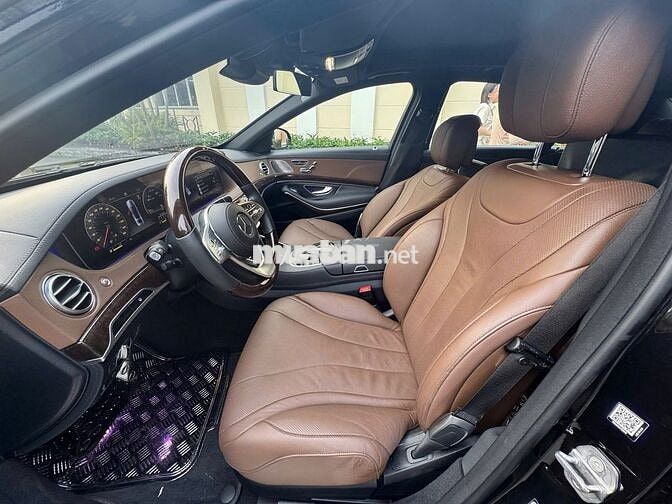 Mercedes-Benz S 450 màu Đen