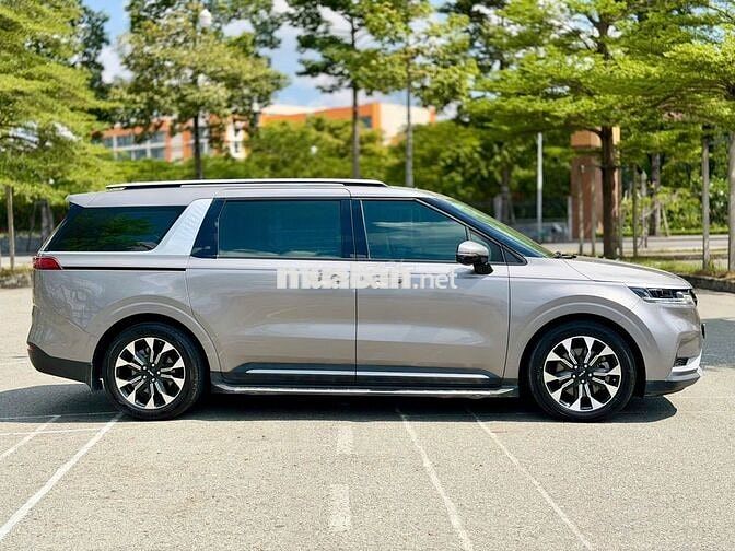 Kia Carnival 2022 Luxury