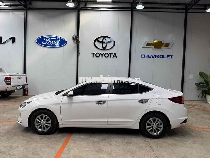 Hyundai Elantra 2020 MT