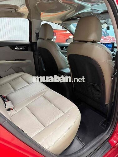 Kia Cerato 2020 AT