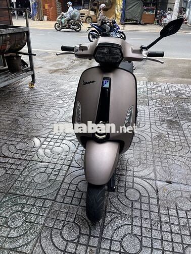 Piaggio Vespa Sprint 125 ABS Nâu đen