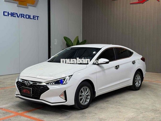 Hyundai Elantra 2020 MT