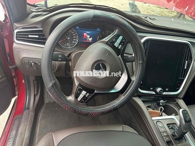 VinFast Lux A2.0 Base 2019 Đỏ 58000 km