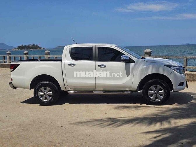 Mazda BT-50 Trắng Số sàn 104.864 km 4
