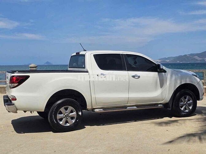 Mazda BT-50 Trắng Số sàn 104.864 km 4