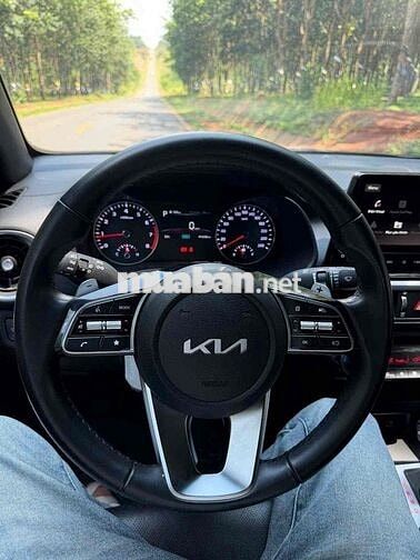 Kia K3 1.6 Premium Trắng