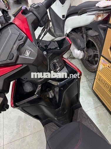Honda Vario Đỏ đen 150cc