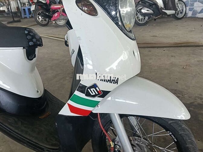 Yamaha Mio Fino màu Trắng