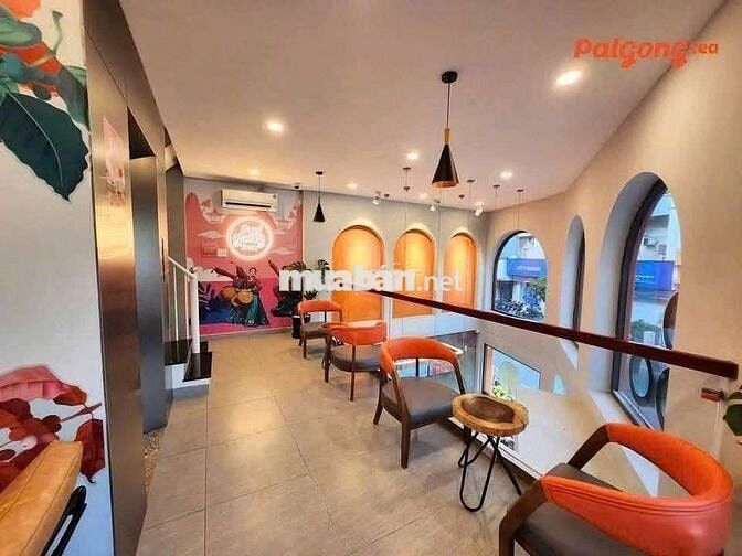 Góc Mặt Tiền Phó Cơ Điều P4 Quận 11 - ngang 14x9m 1 Trệt 1Lg 3 lầu ST