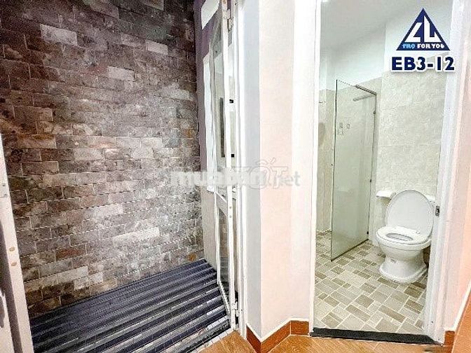 Phòng Máy Lạnh Ngay Quang Trung - GIẢM 500K