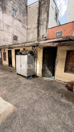 Bán nhà nát tiện xây CHDV cao tầng BÁN ĐẤT QUẬN 5  •  An Dương Vương 