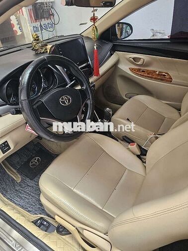 Toyota Vios 2018 E số sàn Bạc