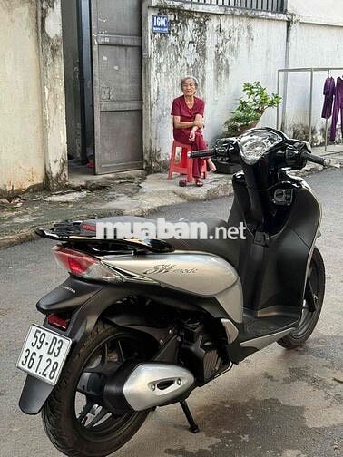 Honda SH Mode 2018 Bạc