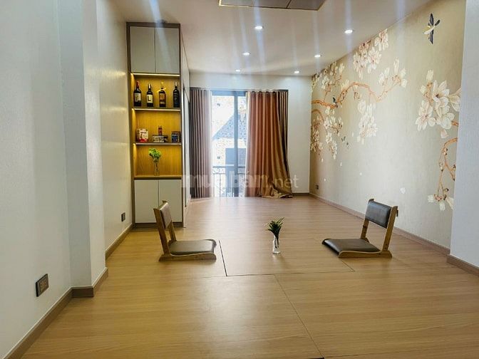 Nhà Đan Phượng gần Vin, cạnh đường Hoàng Quốc Việt kéo dài