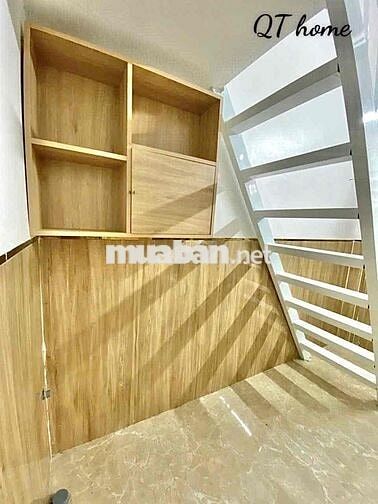 PHÒNG MỚI XÂY CÁCH ĐH FPT 600M