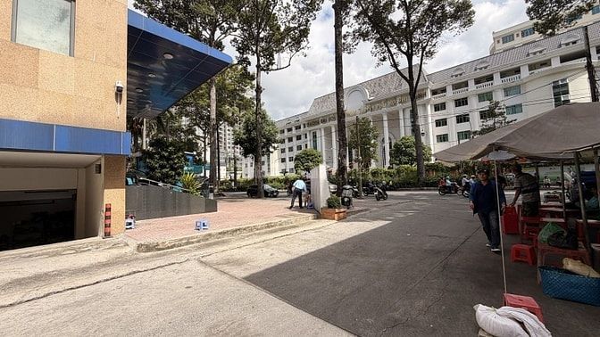 Bán nhà nát tiện xây CHDV cao tầng BÁN ĐẤT QUẬN 5  •  An Dương Vương 